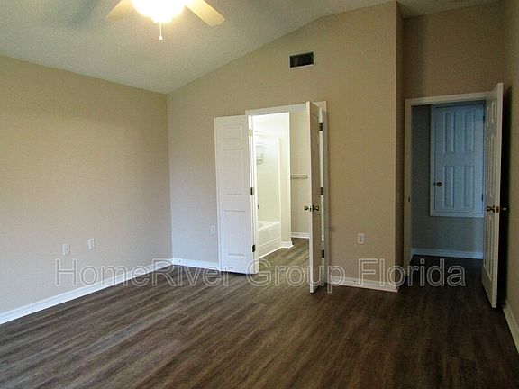 4th image of 1478 Newcastle Way