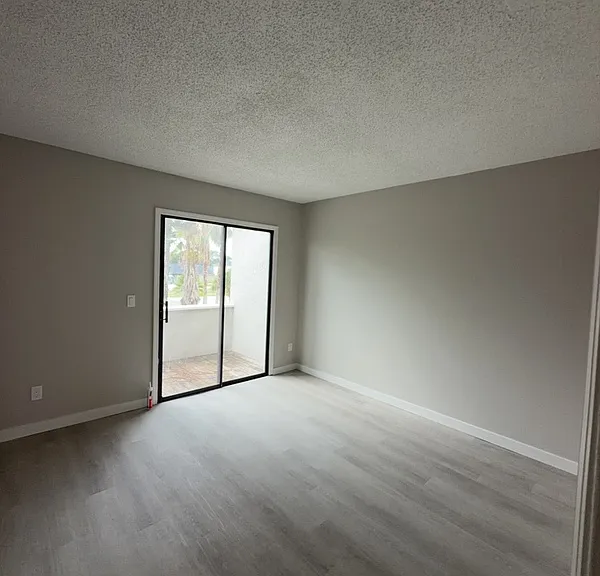 133 Jones Ln #B — Photo 12