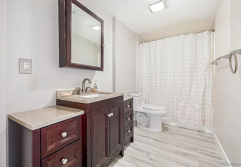 18296 E Layton Pl — Photo 11
