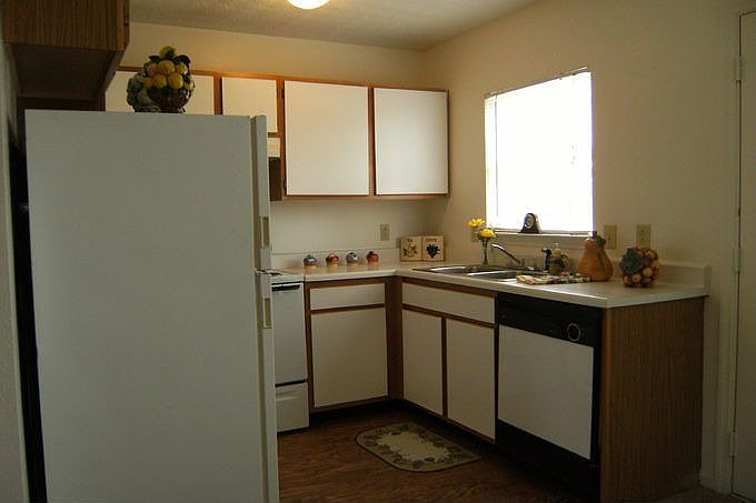 Plenty Of Funshine In Your Kitchen