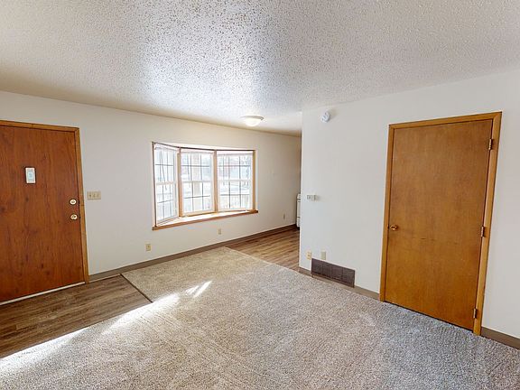 2nd image of 2403 Ferndale Ave Unit 7