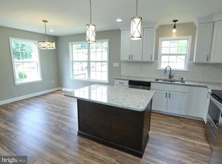 3823 Summer City Blvd, Chesapeake Beach, MD 20732