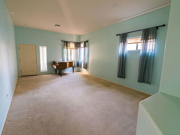 5th image of 337 E Calle Minerva