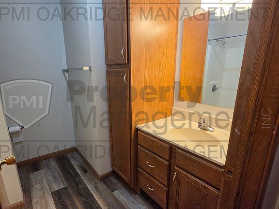 4th image of 1580 Cheshire Rd APT 11B