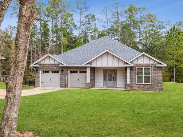 4555 Pfitzer Cir, Crestview, FL 32536