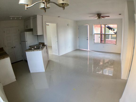 4th image of 519 Lotto Ln #1-3