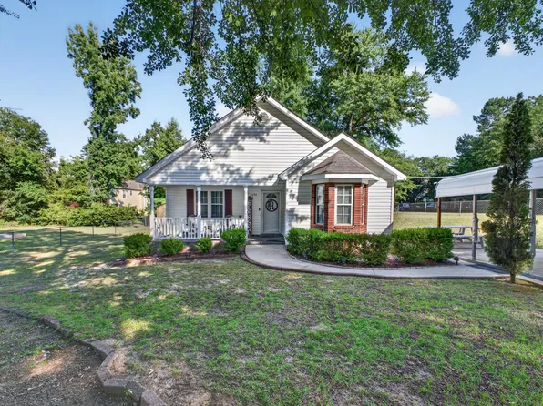 634 Chesterfield St N, Aiken, SC 29801