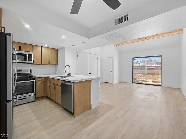 3770 Desert Marina Dr #52 — Photo 1