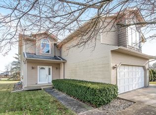 6481 Sauk Trl, Saline, MI 48176