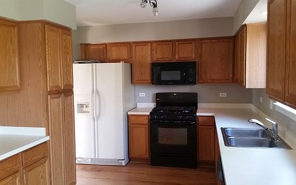 2nd image of 5603 Stonybrook Dr