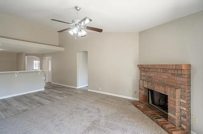 650 S Cheri Lynn Dr — Photo 24