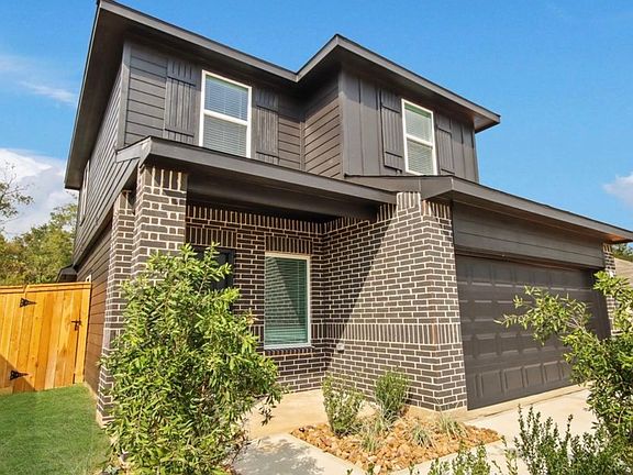 2nd image of 1727 Portia Ln