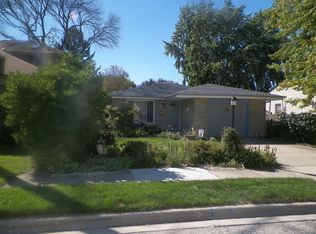 1317 Nicholson St, Joliet, IL 60435