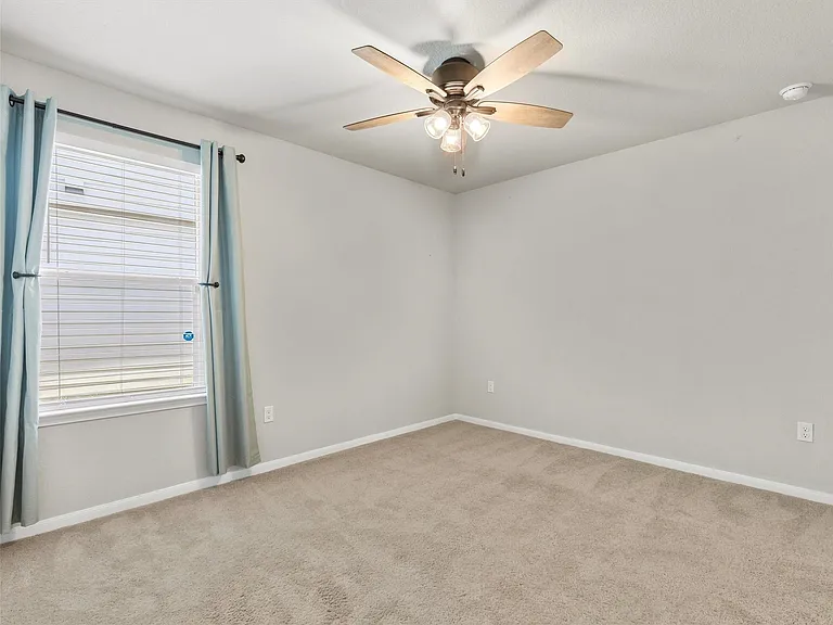 233 Baron Creek Trl — Photo 20