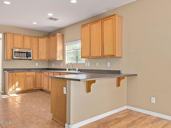 3rd image of 17273 W Carmen Dr