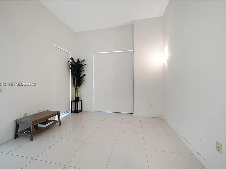 31 SE 6th St #2706 — Photo 20