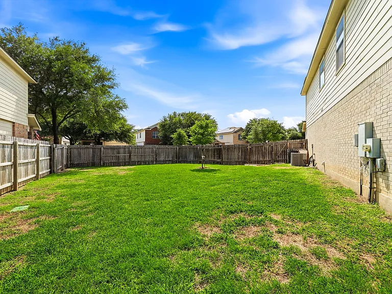 11102 Dewberry Fld — Photo 28