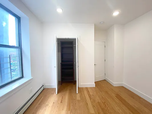 Rented by EastMount Realty LLC | media 10