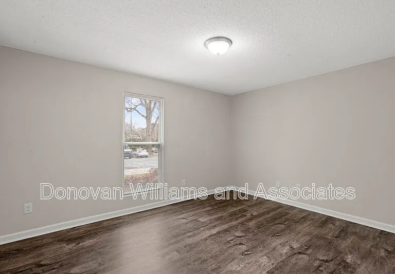 4620 Central Ave #K — Photo 3