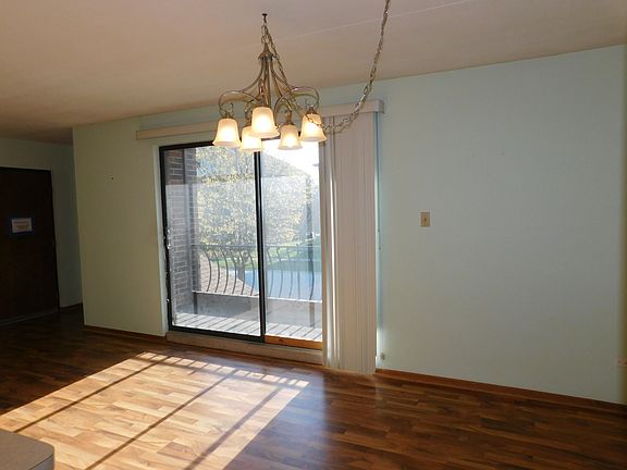 5th image of 16813 81st Ave APT 2S