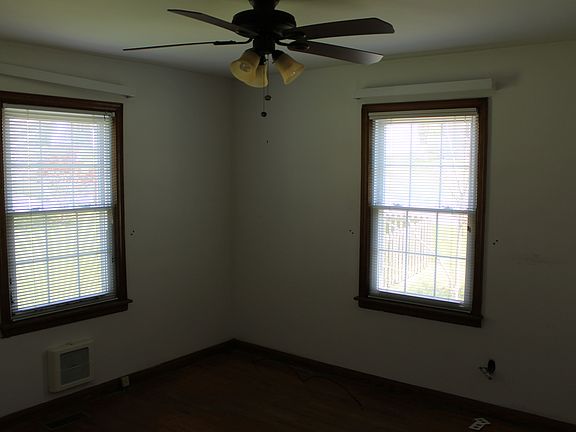 4th image of 2207 Coker Ave