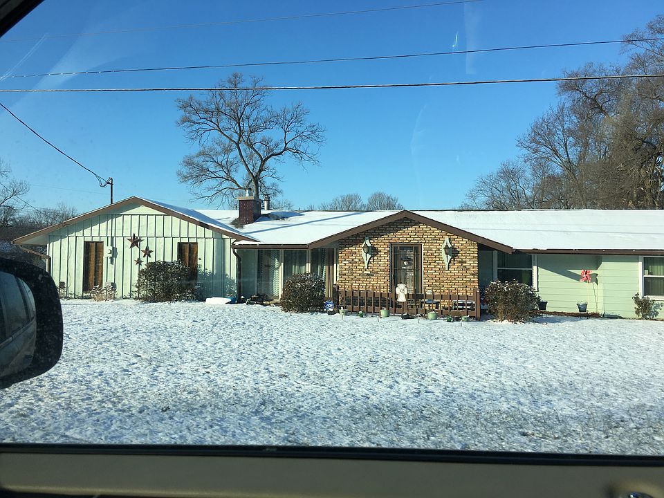 1st image of 1 Grover Ct