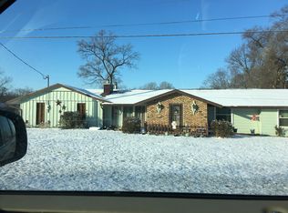 1 Grover Ct, Grafton, OH 44044