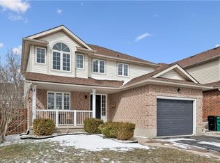 16 Merlene Ct, Cambridge, ON N3C 4G1