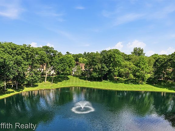 4th image of 4603 Golf View Dr