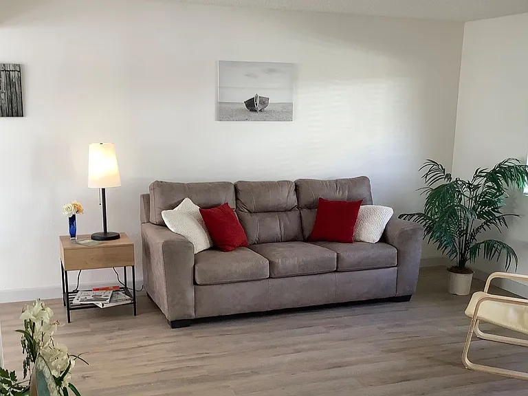 232 W Caldwell Ave #19 — Photo 6
