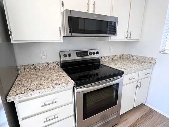 3rd image of 317 W Tonopah Dr Unit 8