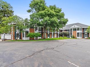 2311 Wealthy St SE APT 6, Grand Rapids, MI 49506