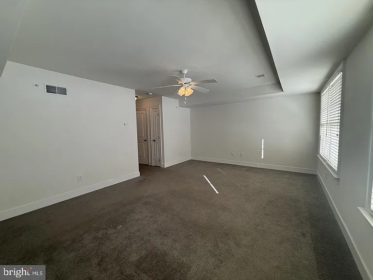 602 D St — Photo 10