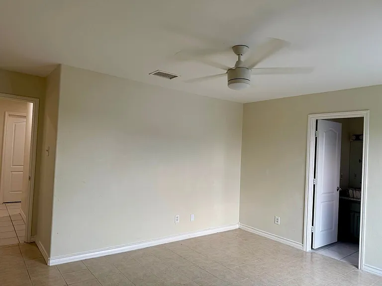 411 Shiloh Dr — Photo 13