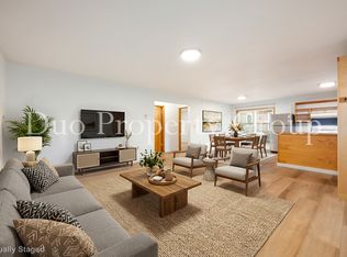 35 Madison Aly #B, Eugene, OR 97402