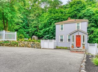 17 Vale Rd, Wakefield, MA 01880