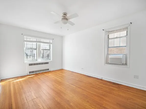 601 East 19th Street image 5 of 9