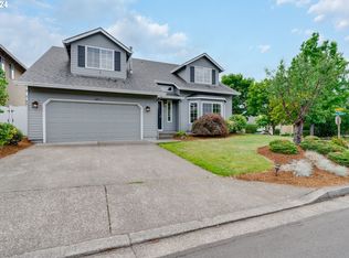 5948 Bay Point Dr, Lake Oswego, OR