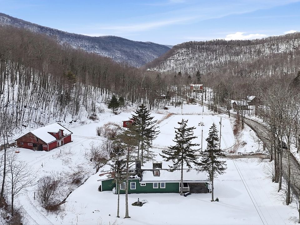 1st image of 238 Diamond Notch Rd