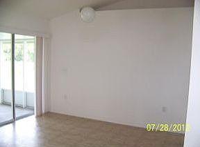 3rd image of 1373 Towton St SE