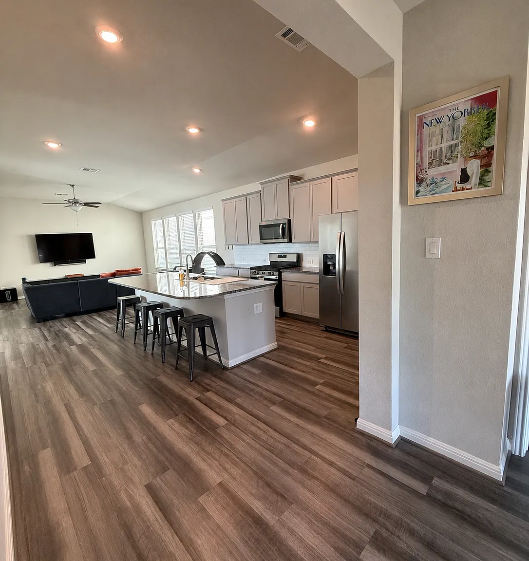 3 bed, 1870 sqft, $2,050 — Photo 4