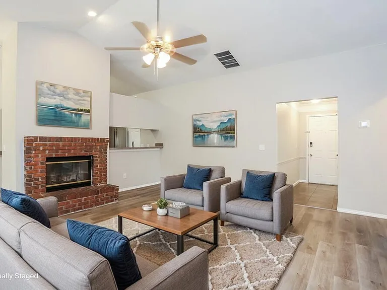 12755 Serenade Cir N — Photo 4