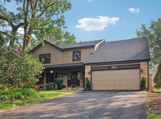 816 Bonnie Brae Ln, Bolingbrook, IL 60440