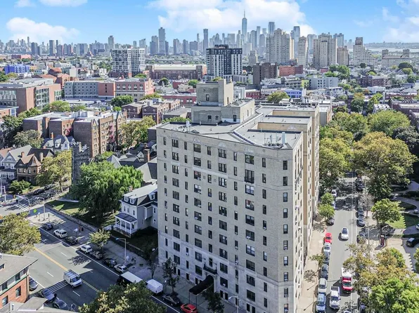 2600 Kennedy Boulevard image 1 of 27