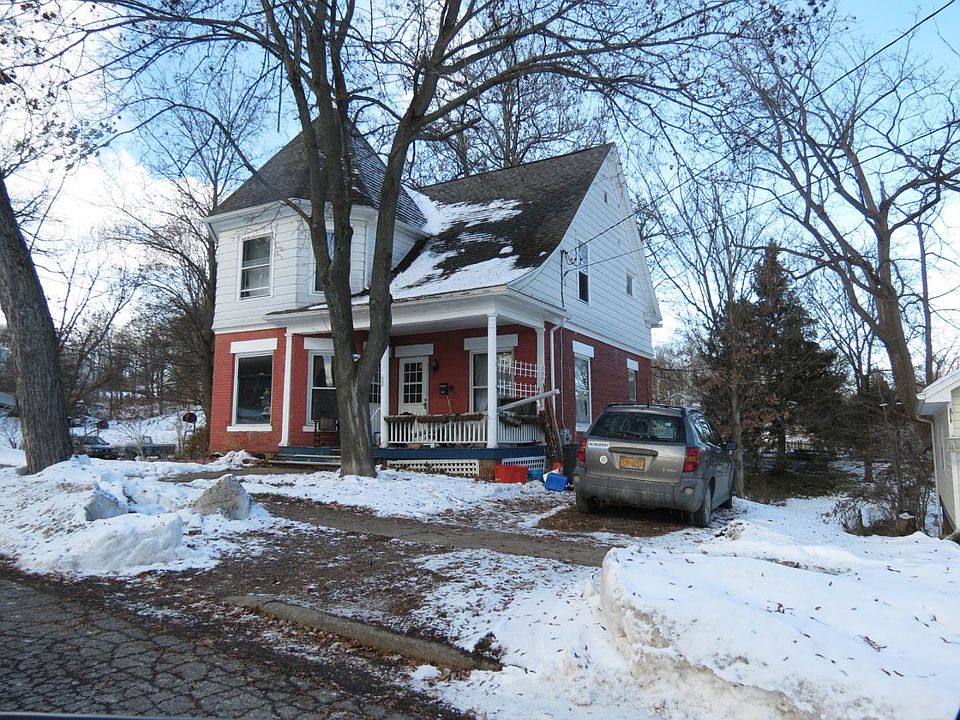 2nd image of 78 Murray St