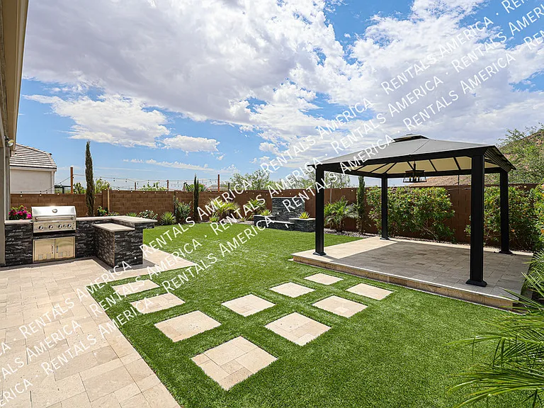 1829 E Saguaro Park Ln — Photo 96