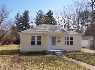 3317 Sycamore Dr, Columbus, IN 47203