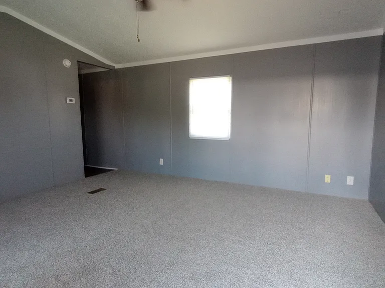 1002 Cherokee Trl — Photo 2