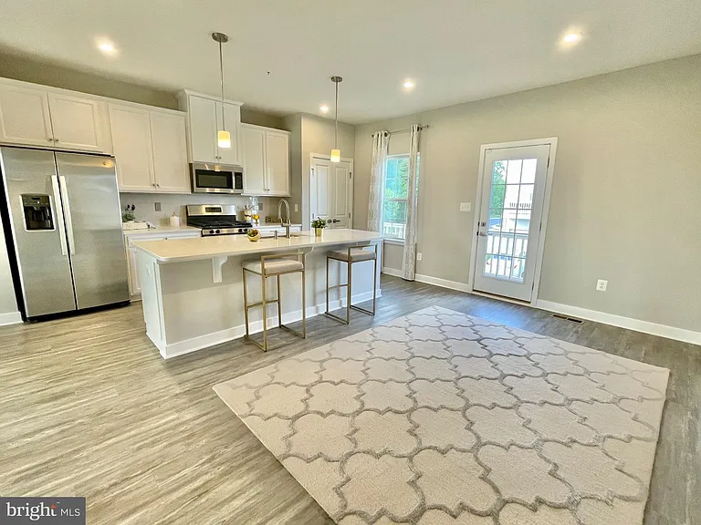 9537 Tall Oaks Rd — Photo 8