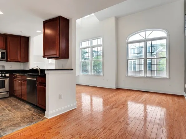 100 Abbie Court image 7 of 41